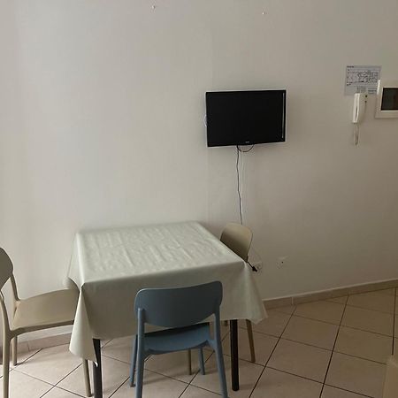 赛斯塔公寓式酒店 里米尼 外观 照片